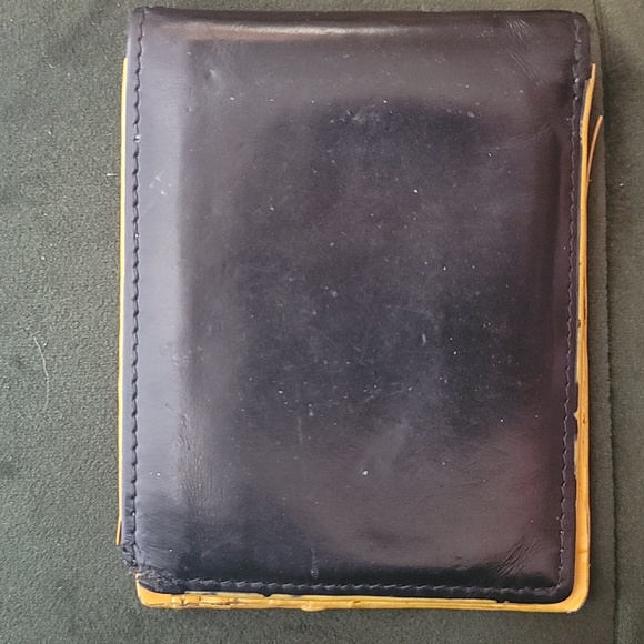 J. FOLD V 12 leather Wallet 🧀 design - Pre-owned - Picture 2 of 4